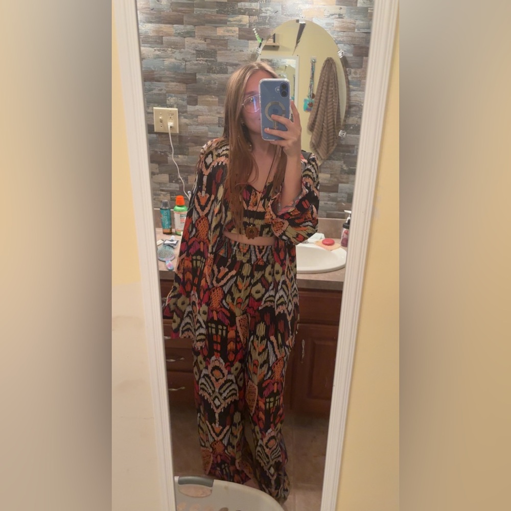 SHEIN VCAY Allover Print Cami Top & Wide Leg Pants & Coat